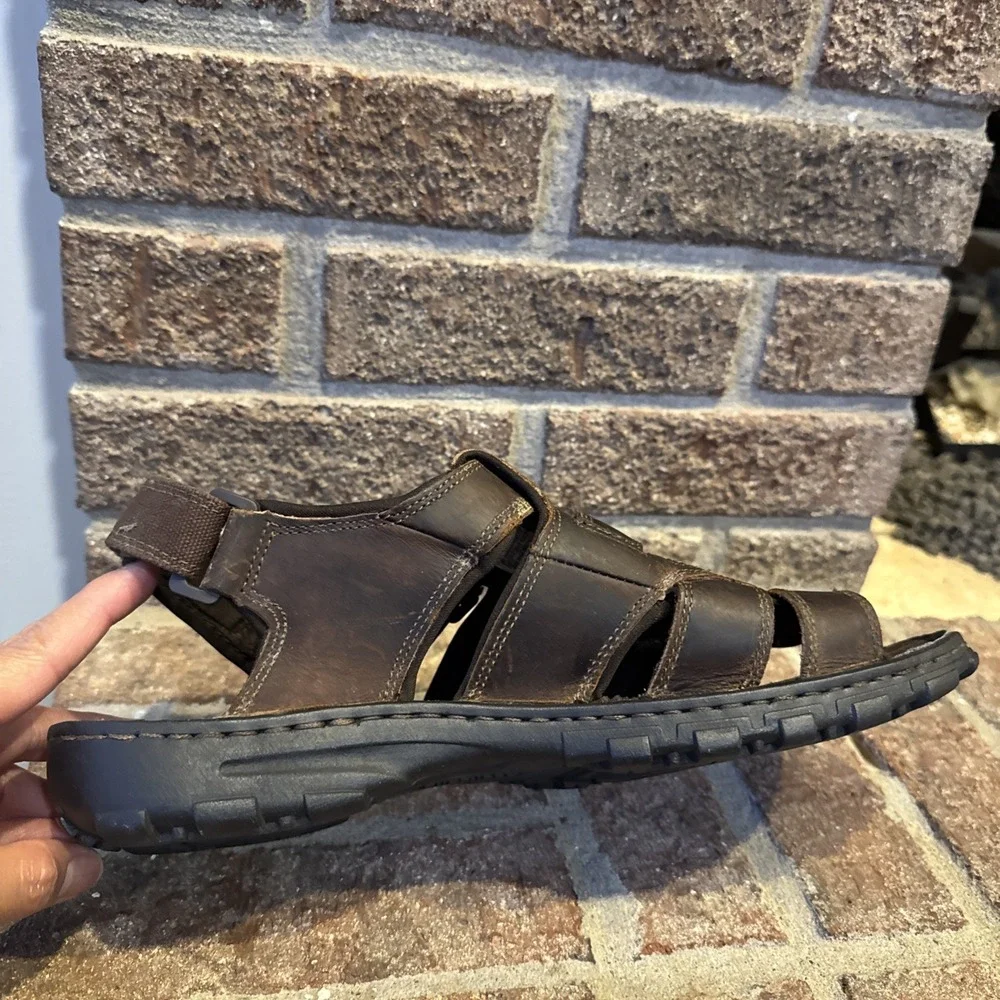 Skechers fisherman sandals